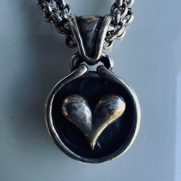 Choker Necklace With A Heart Pendant - (8" when clasped) - Picture 13 of 15